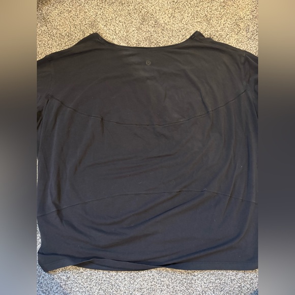 Lululemon Long Sleeve Tee - Picture 3 of 3